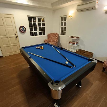 Homestay Laman Nuri, Kota Damansara 페탈링자야 외부 사진