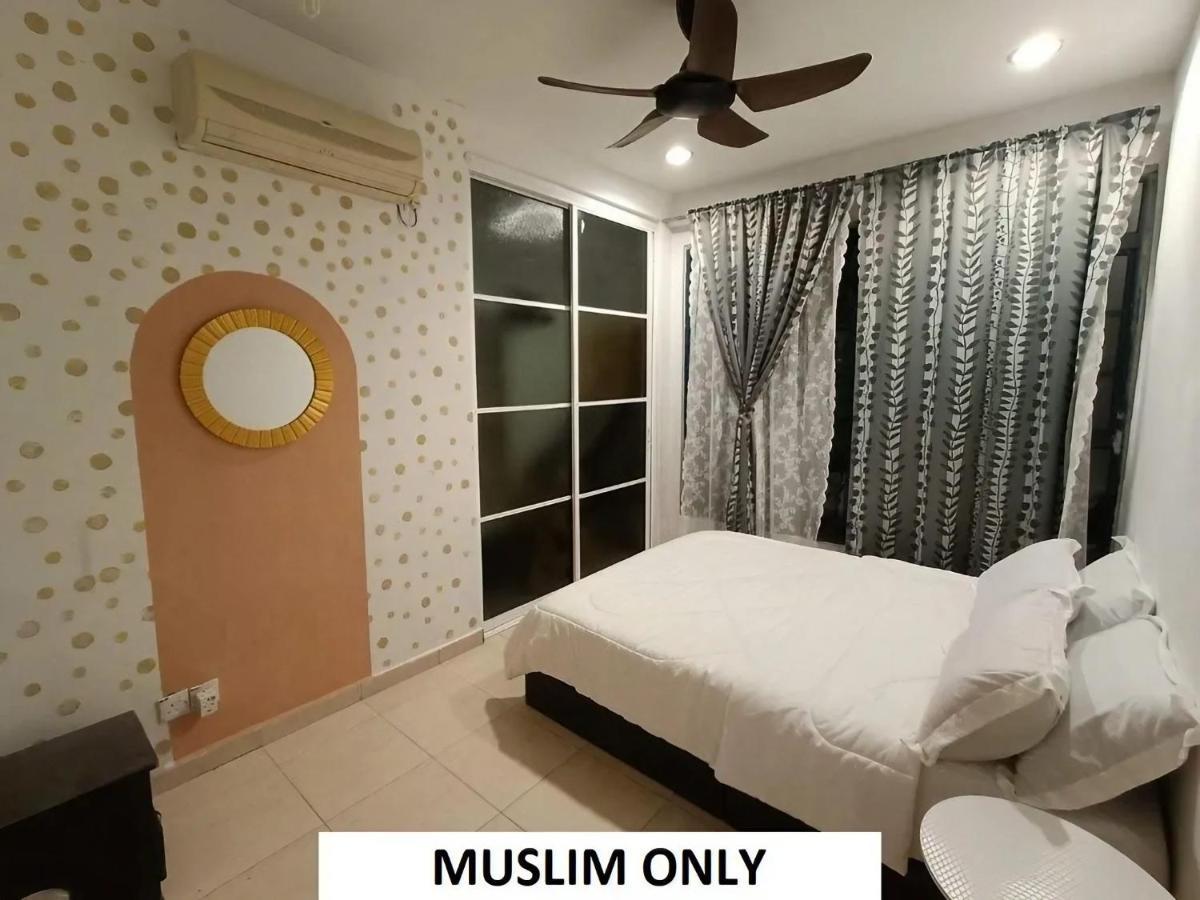 Homestay Laman Nuri, Kota Damansara 페탈링자야 외부 사진