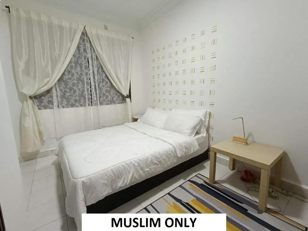 Homestay Laman Nuri, Kota Damansara 페탈링자야 외부 사진