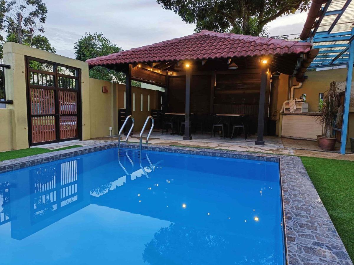 Homestay Laman Nuri, Kota Damansara 페탈링자야 외부 사진
