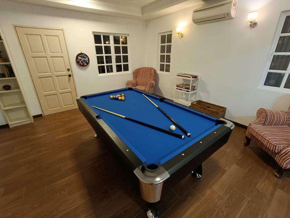 Homestay Laman Nuri, Kota Damansara 페탈링자야 외부 사진